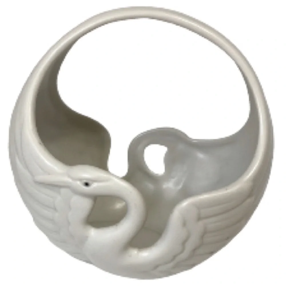 Vintage 1980s FITZ and FLOYD White Swan Handled Basket Bowl Porcelain Japan